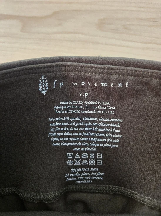 NWOT FP Movement Seamless Ecology Leggings, Olive Green, Size Small - Picture 3 of 5